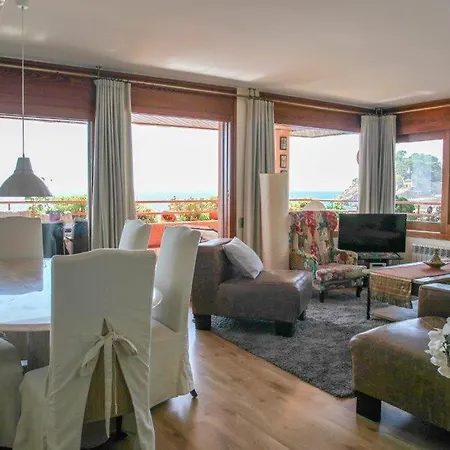 Kerstin Bruns - Apartamento La Illa With Sea View Tossa de Mar