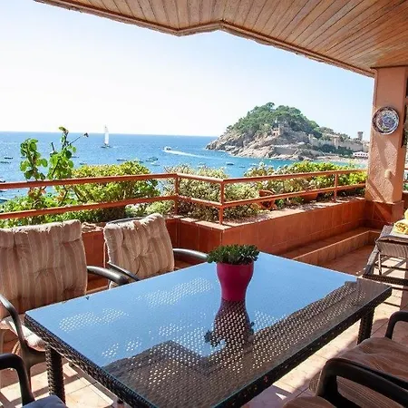 Kerstin Bruns - Apartamento La Illa With Sea View * Tossa de Mar
