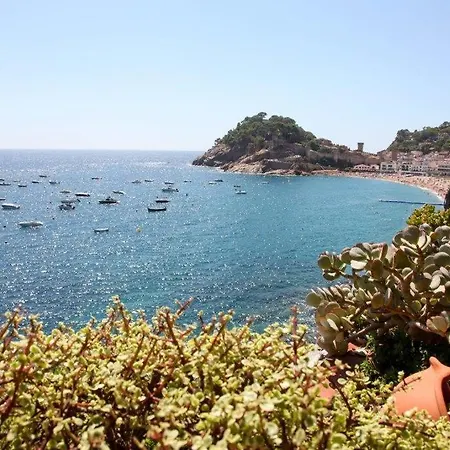 Kerstin Bruns - Apartamento La Illa With Sea View Tossa de Mar