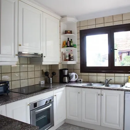 Kerstin Bruns - Apartamento La Illa With Sea View Apartment Tossa de Mar